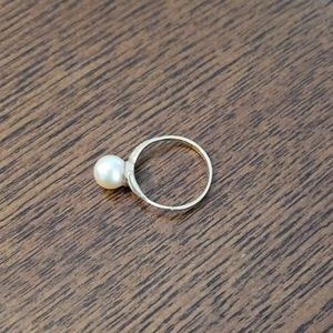 Pearl Ring